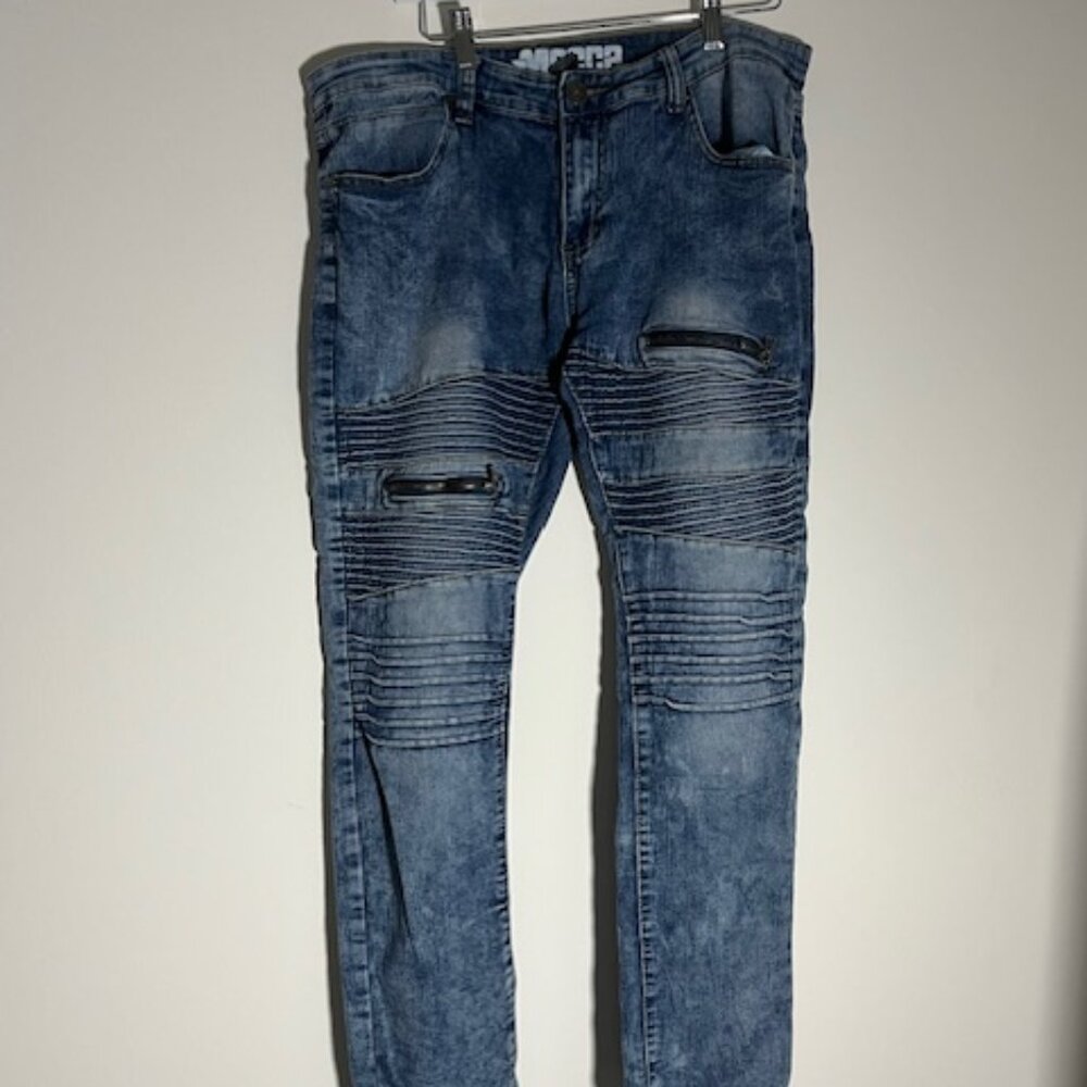 Mecca Blue Jeans 34x32 With Zipper Accents